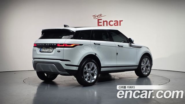 Land Rover Range Rover Evoque 2021 — photo 2