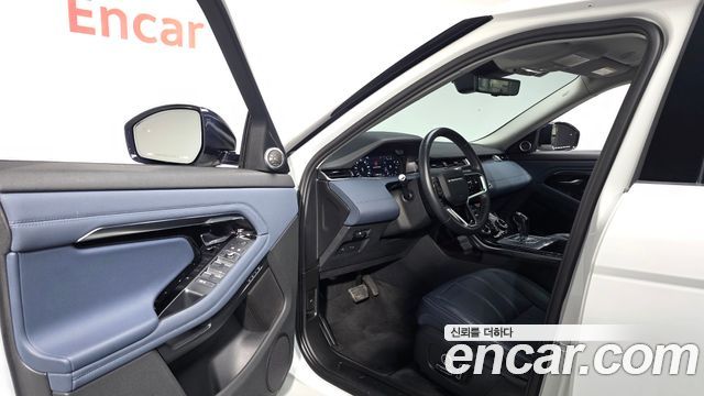 Land Rover Range Rover Evoque 2021 — photo 11