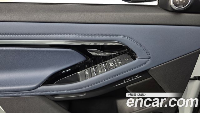 Land Rover Range Rover Evoque 2021 — photo 18