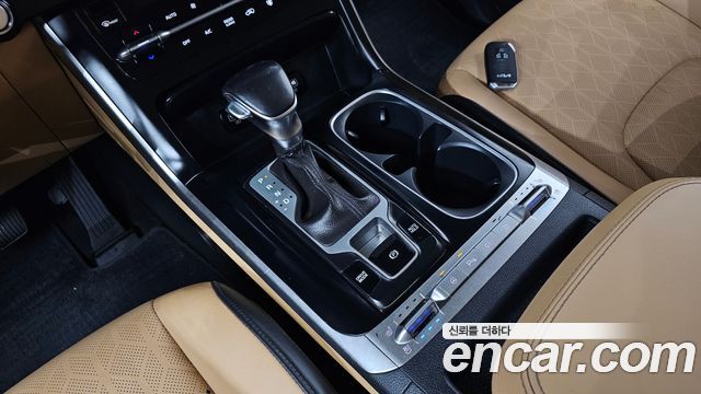 Kia Canival 2022 — photo 9