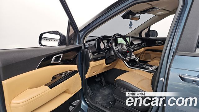 Kia Canival 2022 — photo 10