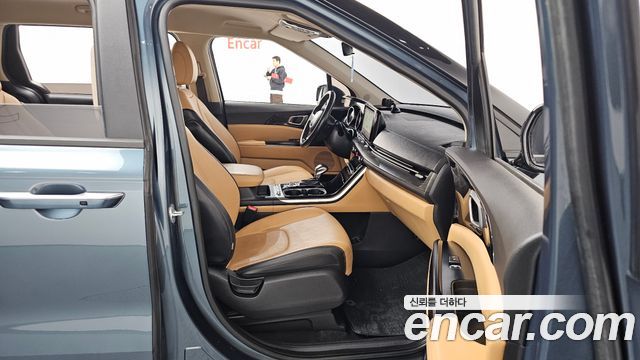 Kia Canival 2022 — photo 11