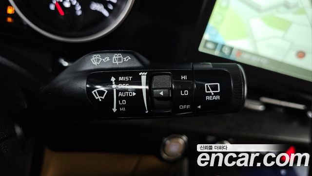 Kia Canival 2022 — photo 17