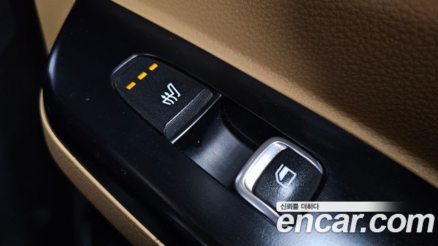Kia Canival 2022 — photo 18