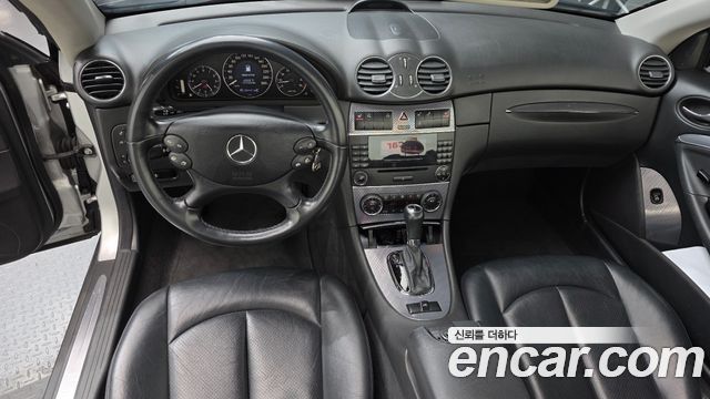 Mercedes-Benz CLK-Class 2005 — photo 7