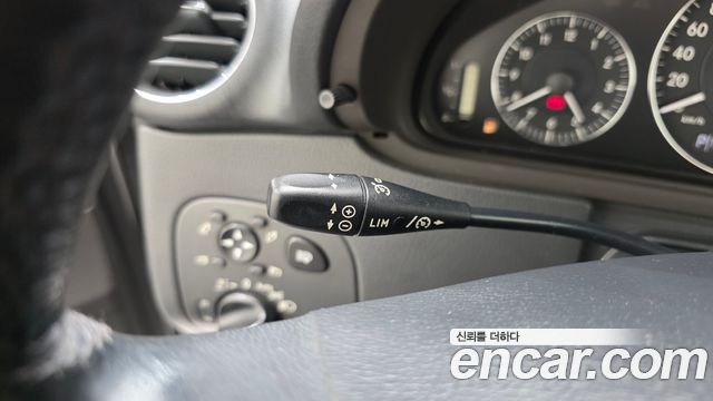 Mercedes-Benz CLK-Class 2005 — photo 16