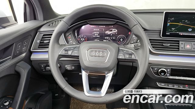 Audi Q5 2020 — photo 13
