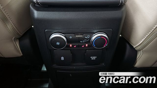 Ford Explorer 2022 — photo 17