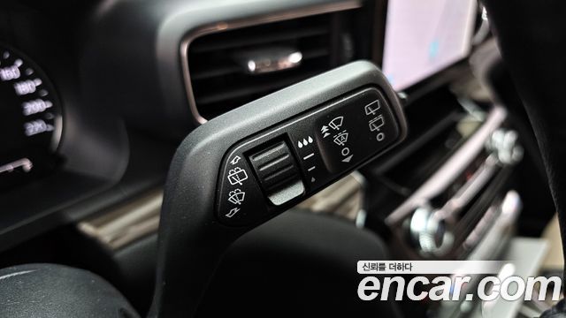 Ford Explorer 2022 — photo 18