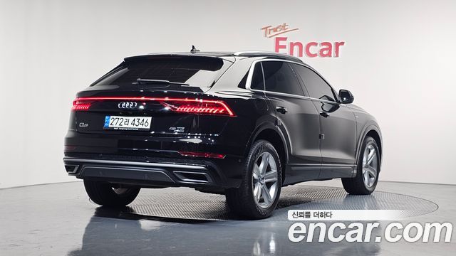 Audi Q8 2021 — photo 2