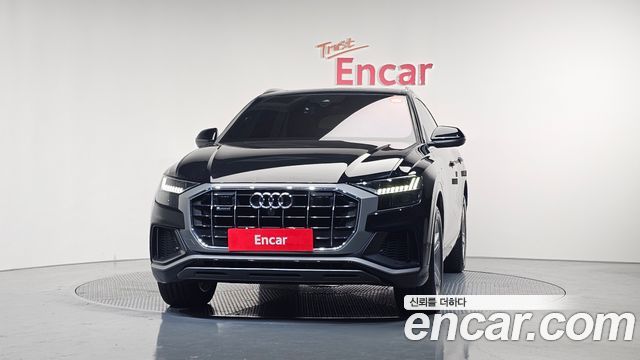 Audi Q8 2021 — photo 3