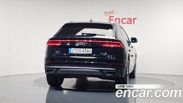 Audi Q8 2021 — photo 4