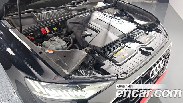 Audi Q8 2021 — photo 6