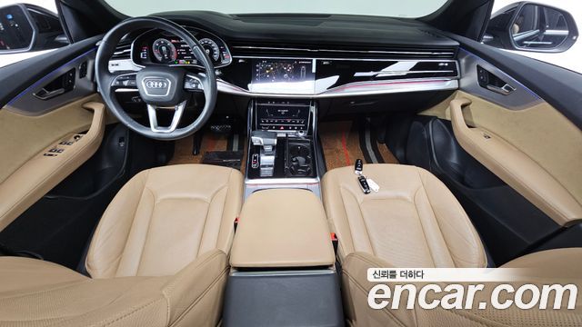 Audi Q8 2021 — photo 7