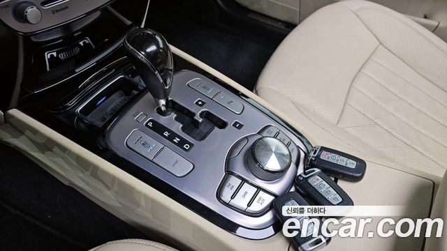 Hyundai Genesis 2012 — photo 9