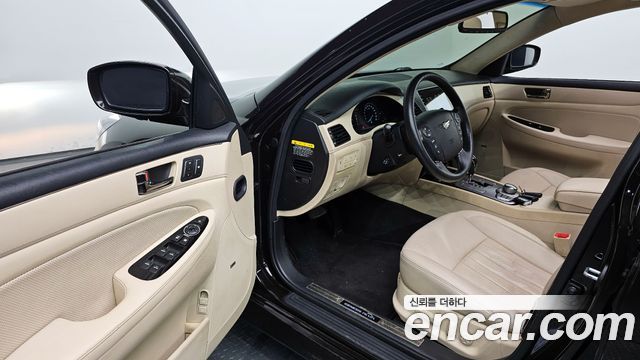 Hyundai Genesis 2012 — photo 11