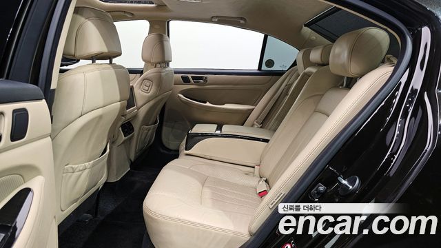 Hyundai Genesis 2012 — photo 12