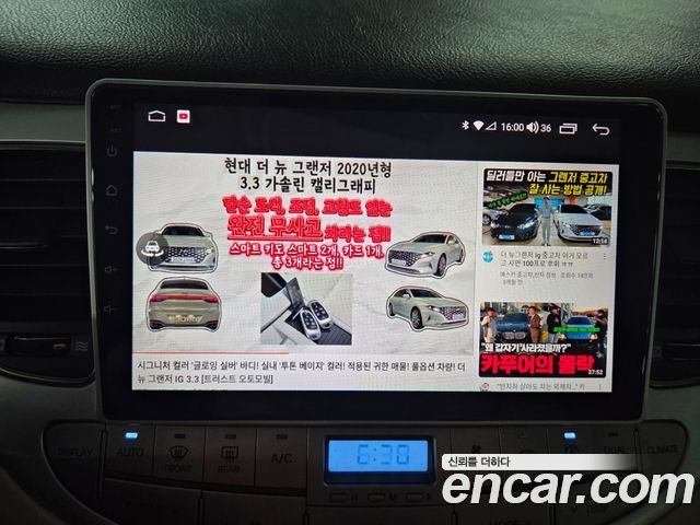 Hyundai Genesis 2012 — photo 18