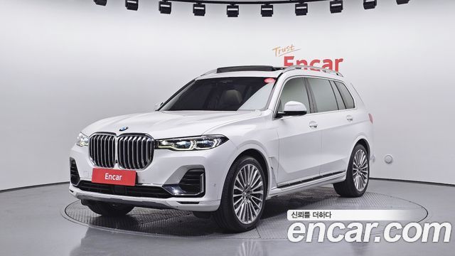 BMW X7 2021 — photo 1