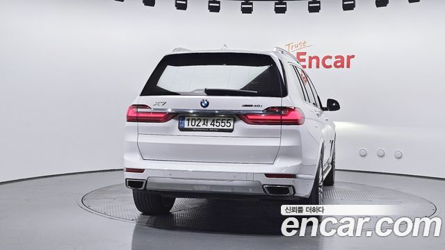 BMW X7 2021 — photo 4