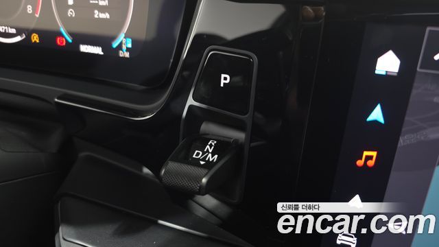 Porsche Cayenne 2025 — photo 9