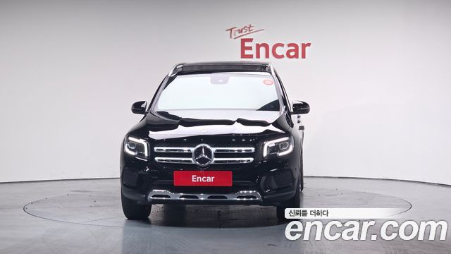 Mercedes-Benz GLB-Class 2021 — photo 3
