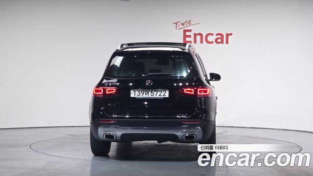 Mercedes-Benz GLB-Class 2021 — photo 4