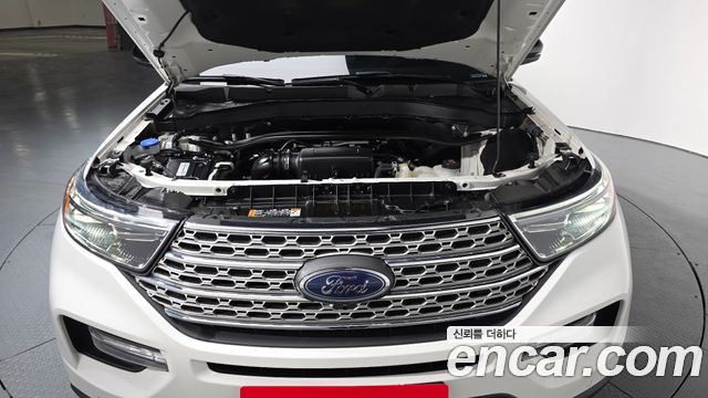 Ford Explorer 2023 — photo 6