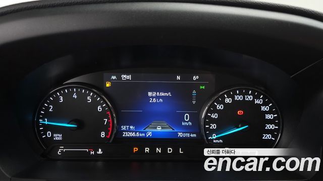 Ford Explorer 2023 — photo 8