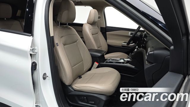 Ford Explorer 2023 — photo 10