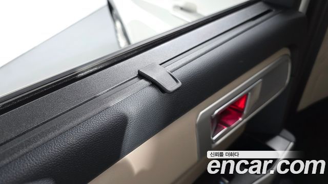 Ford Explorer 2023 — photo 17