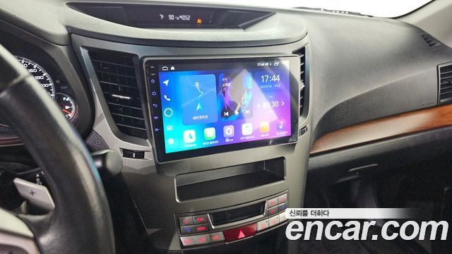 Subaru Outback 2013 — photo 16