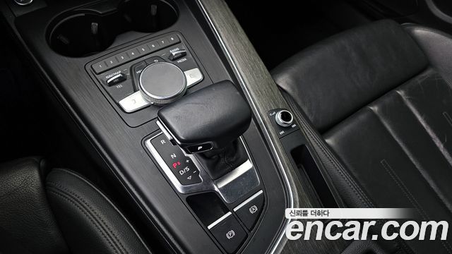 Audi A4 2019 — photo 9