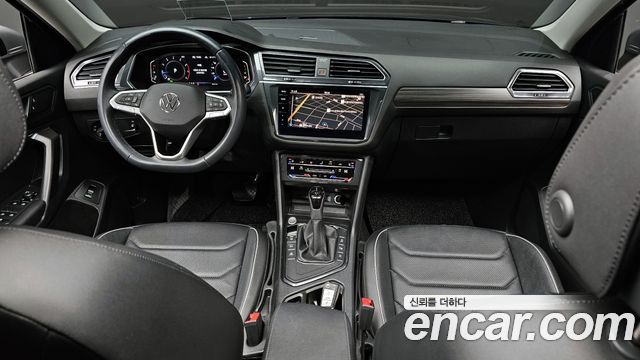 Volkswagen Tiguan 2023 — photo 7