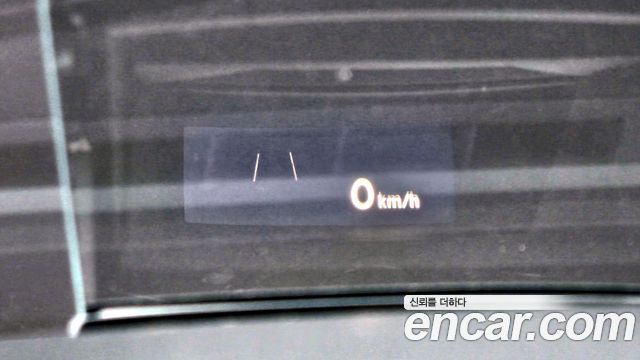 Volkswagen Tiguan 2023 — photo 17