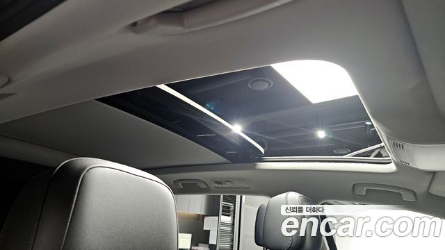 Volkswagen Tiguan 2023 — photo 18