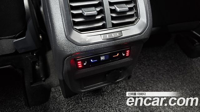 Volkswagen Tiguan 2023 — photo 19