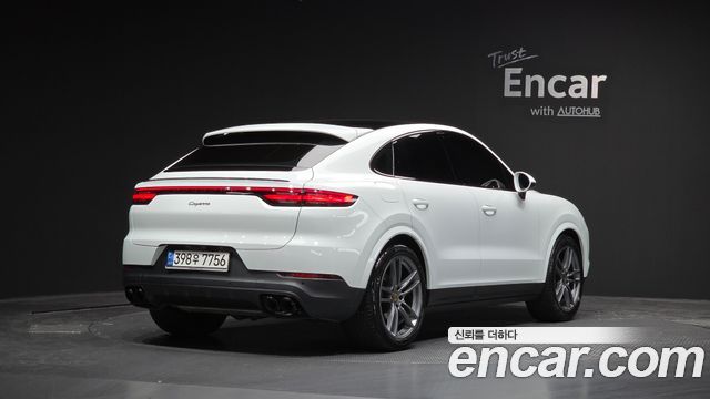 Porsche Cayenne 2021 — photo 2