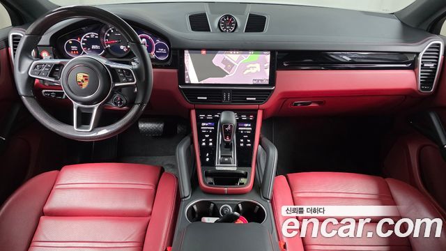 Porsche Cayenne 2021 — photo 7
