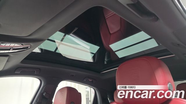Porsche Cayenne 2021 — photo 19