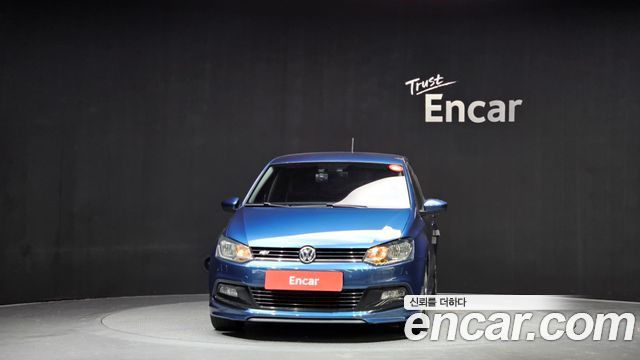 Volkswagen Polo 2015 — photo 3