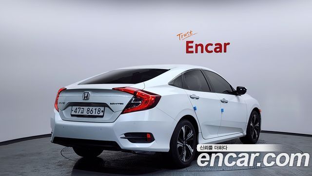 Honda Civic 2017 — photo 2