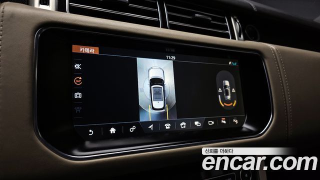 Land Rover Range Rover 2017 — photo 14