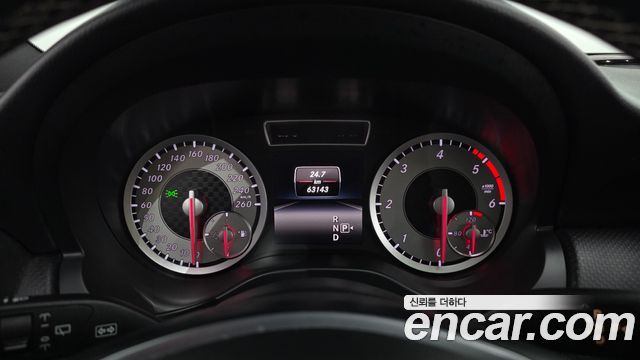 Mercedes-Benz A-Class 2015 — photo 8