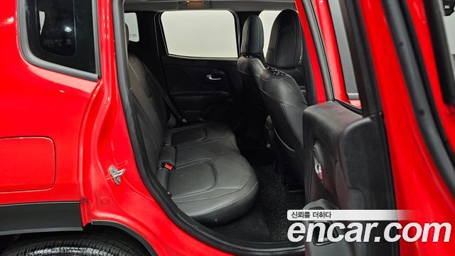 Jeep Renegade 2020 — photo 12