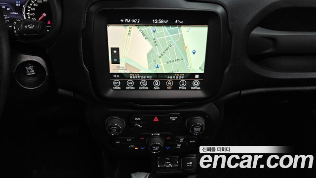 Jeep Renegade 2020 — photo 15