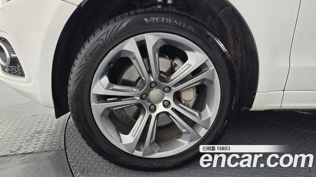 Audi Q5 2015 — photo 5