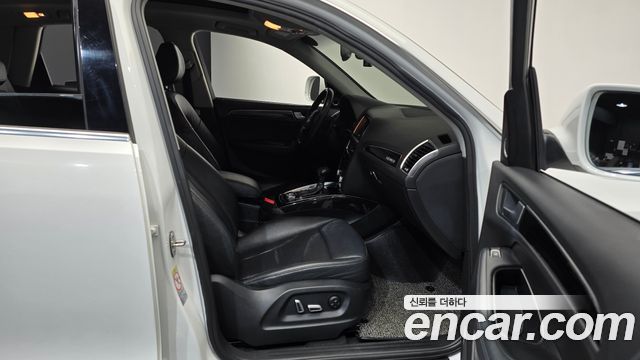 Audi Q5 2015 — photo 11