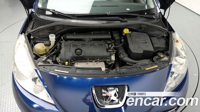 Peugeot 207 2011 — photo 6