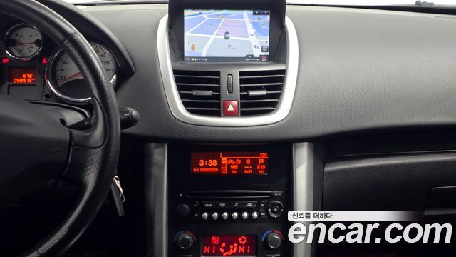 Peugeot 207 2011 — photo 14